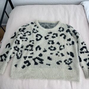Amazon Black and Gray Leopard Print Crew Neck Sweater